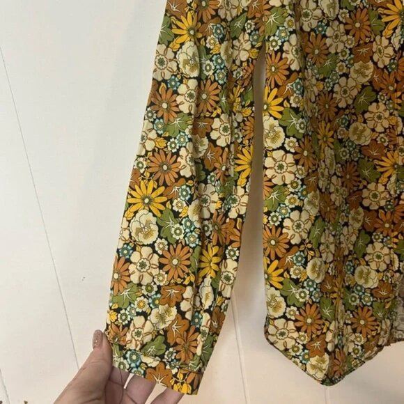 ZARA, size 10, youth girls button up 70’s floral print long sleeve shirt - Picture 5 of 7